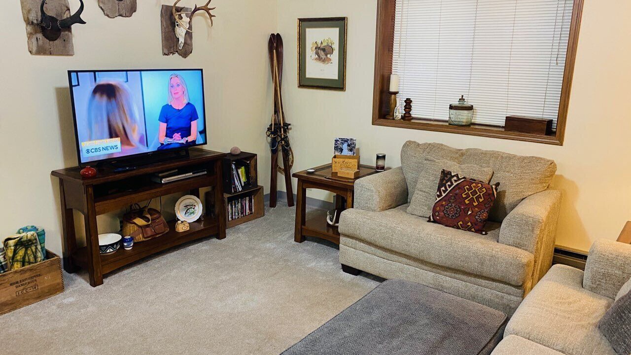 Photo of Livingroom in Deadwood
