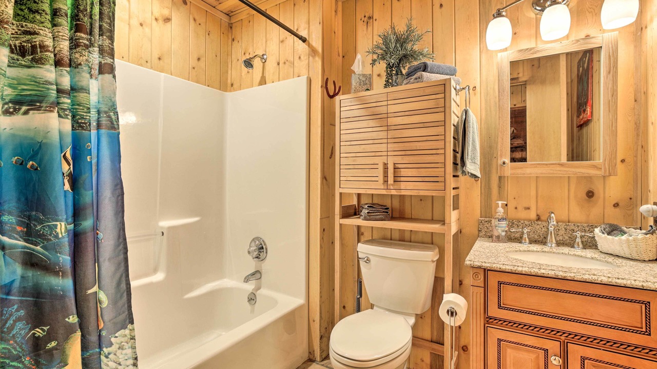 Photo of Bathroom in Glendo