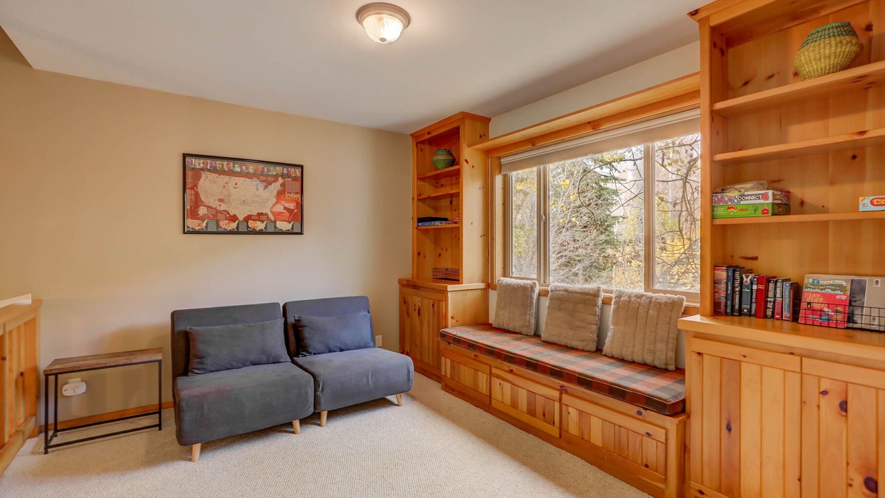 Photo of Livingroom in McCall