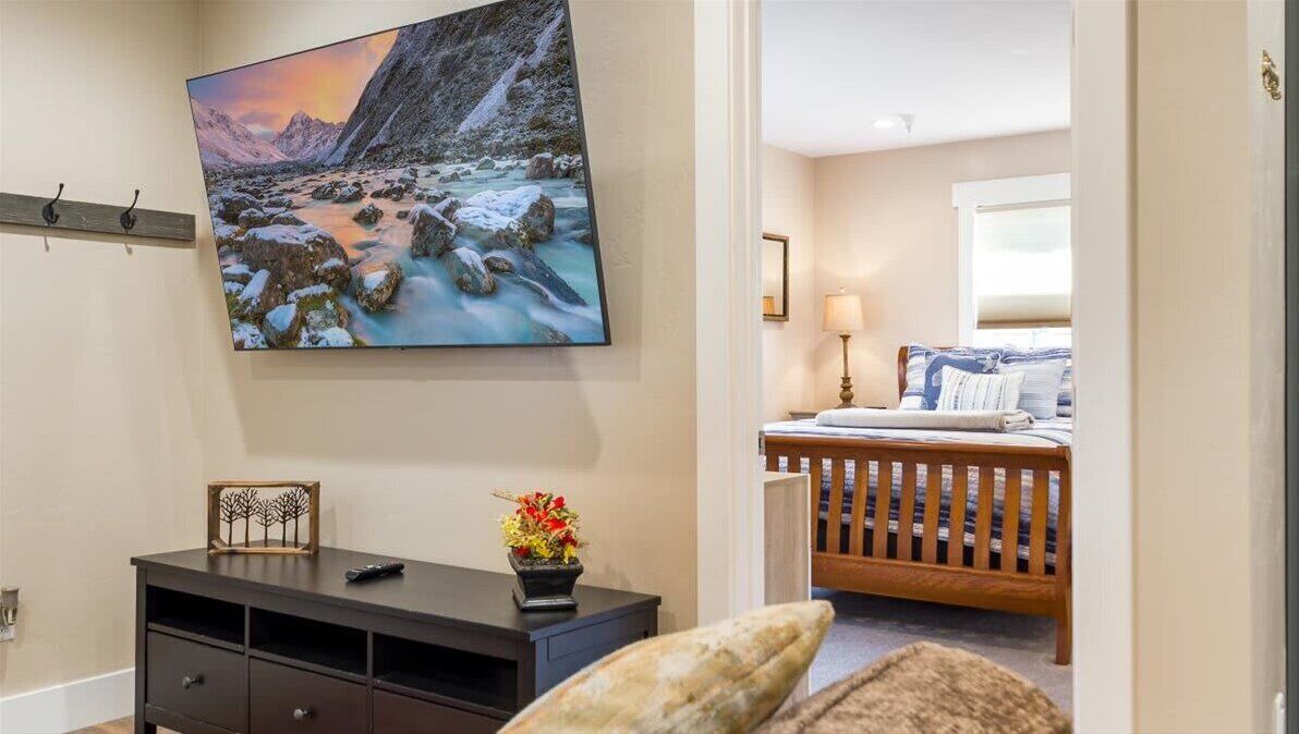 Photo of Bedroom in Leigh Creek Estates