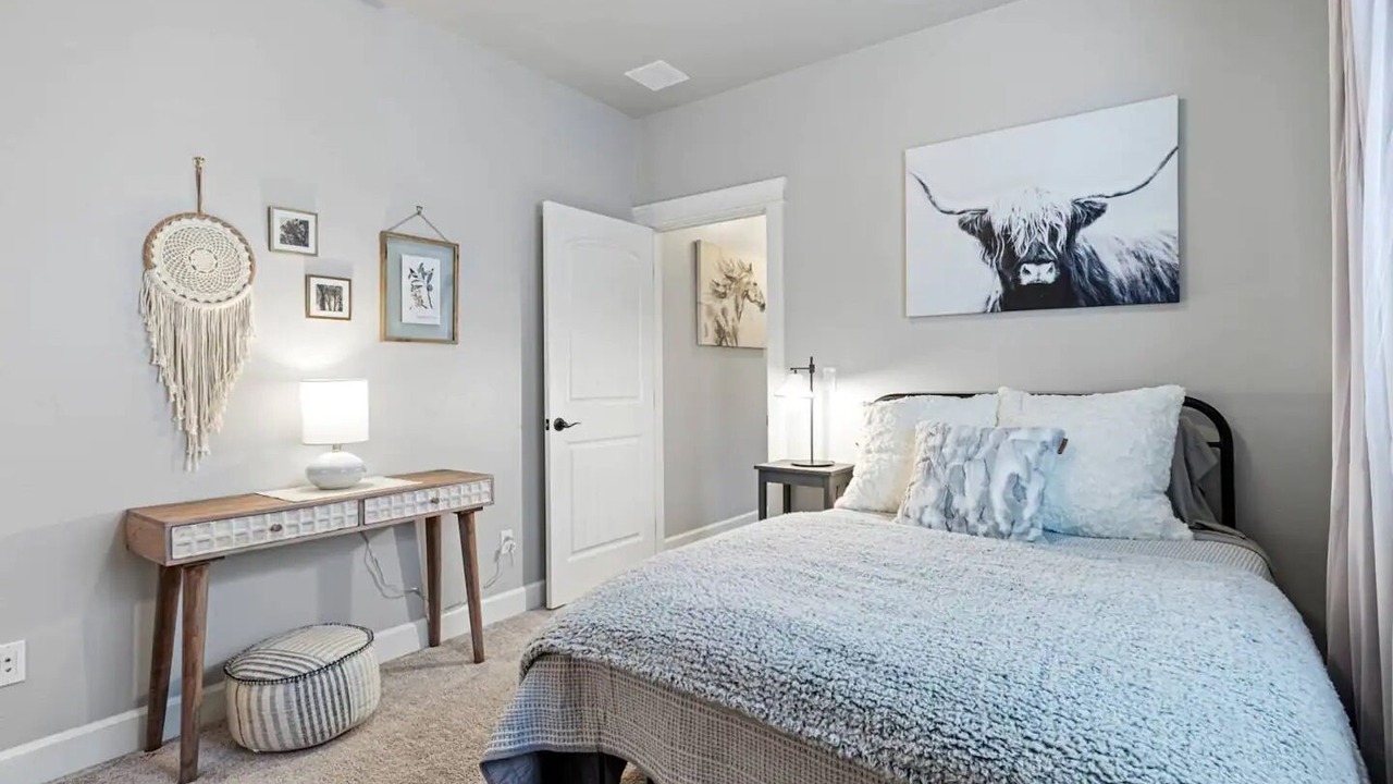 Photo of Bedroom in Southwest Ada County Alliance