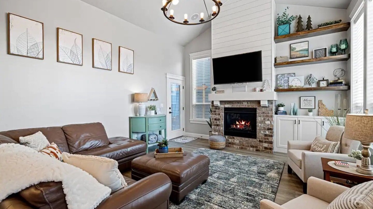 Photo of Livingroom in Southwest Ada County Alliance