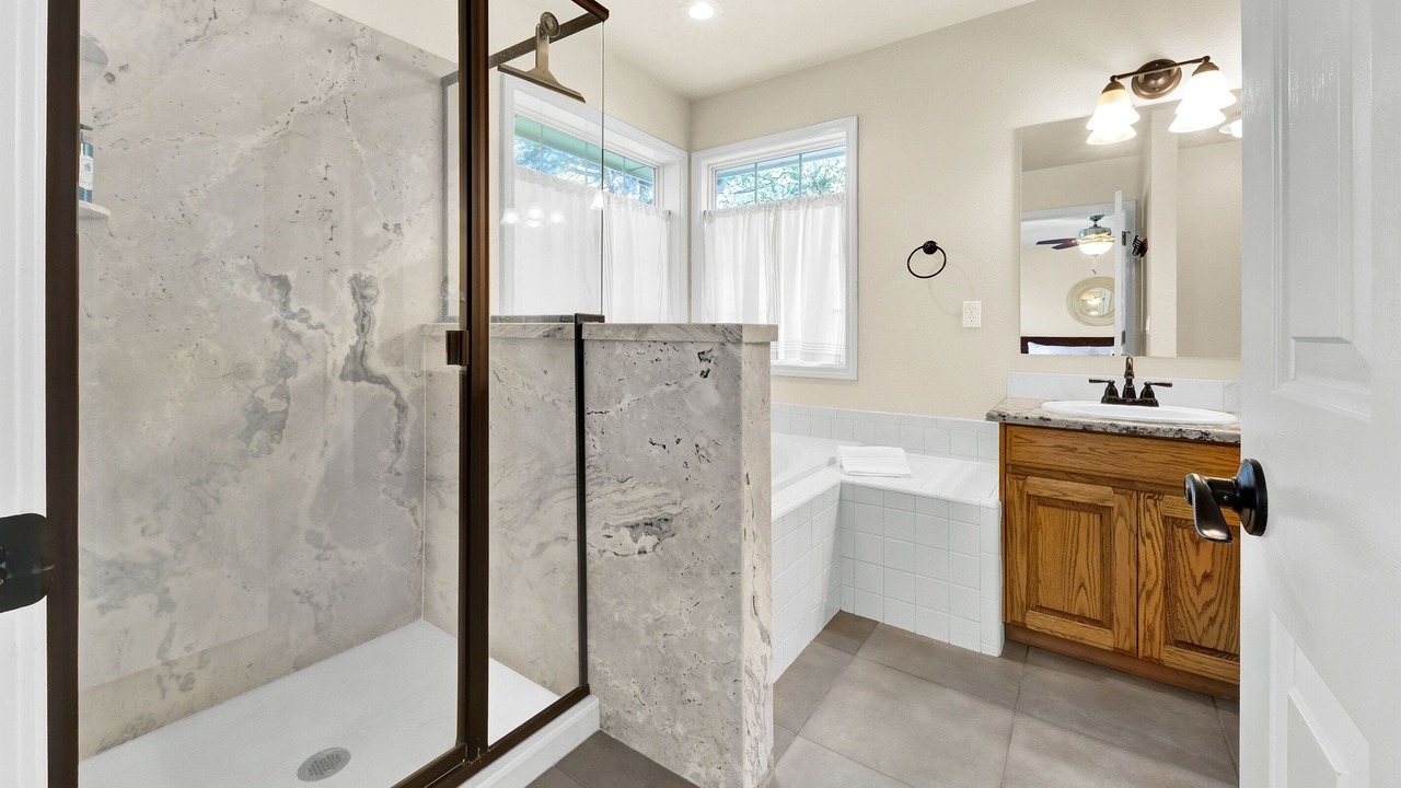 Photo of Bathroom in Eagle
