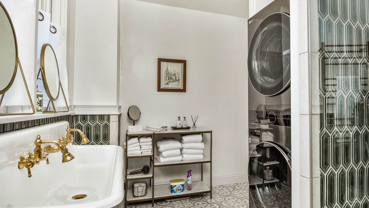 Photo of Bathroom in Metaline Falls