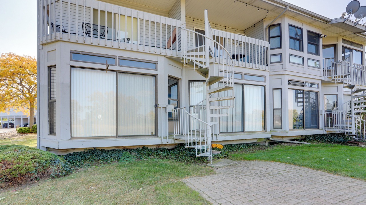 Photo of Outdoor in Oak Harbor