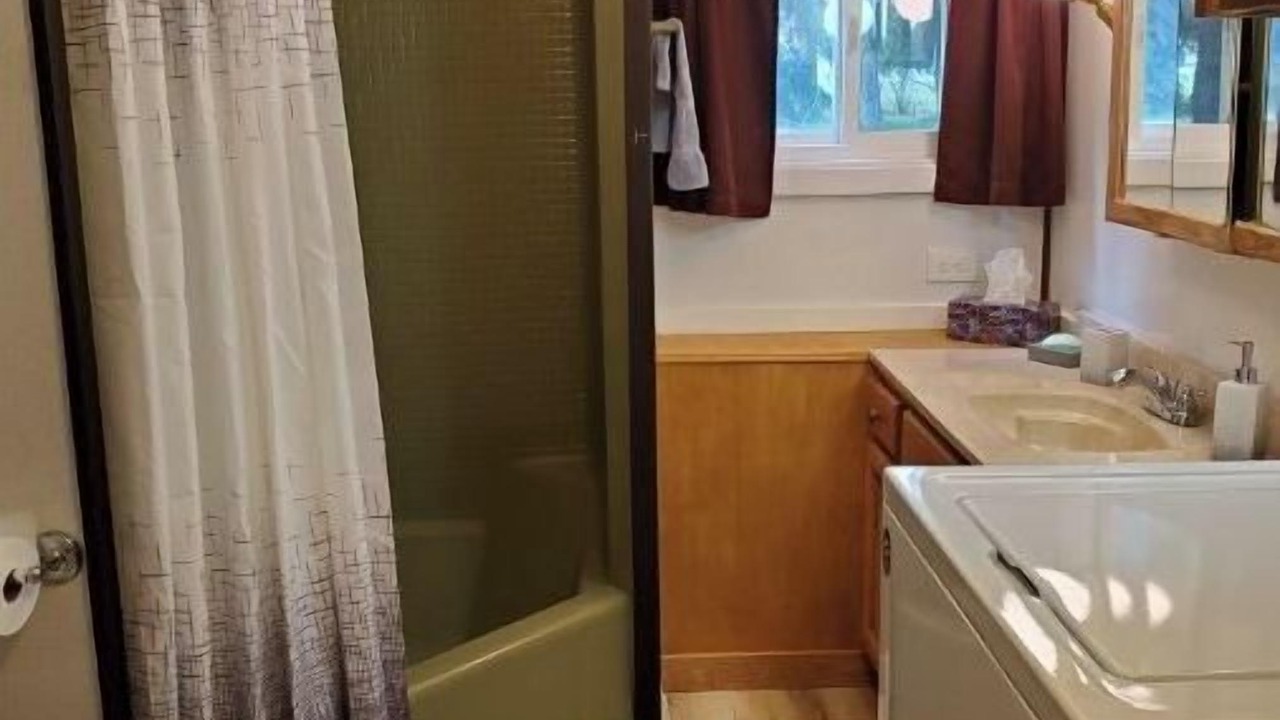 Photo of Bathroom in Sheridan