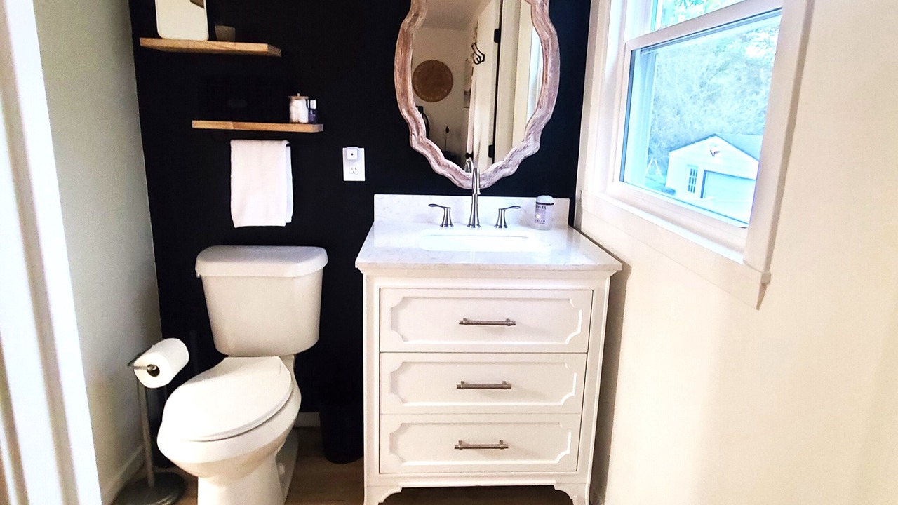 Photo of Bathroom in Oberlin