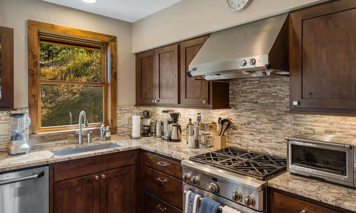 Photo of Kitchen in Powder Ridge
