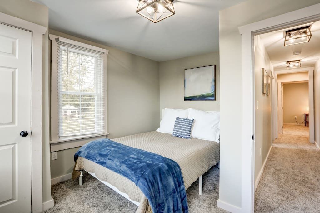 Photo of Bedroom in Elizabethtown