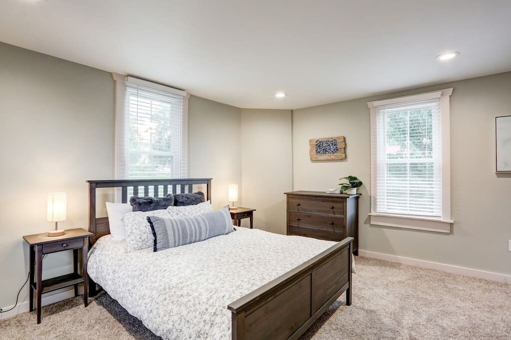 Photo of Bedroom in Elizabethtown