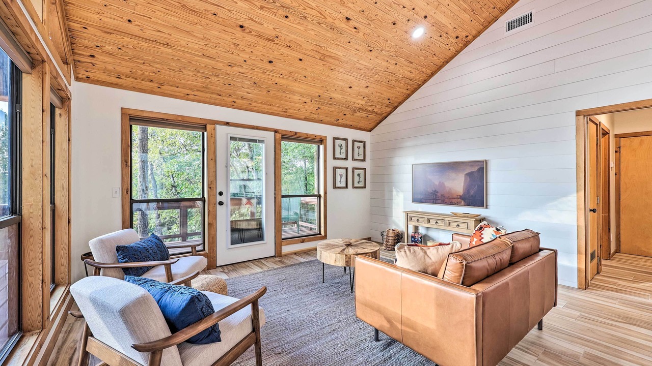 Photo of Livingroom in Rogers