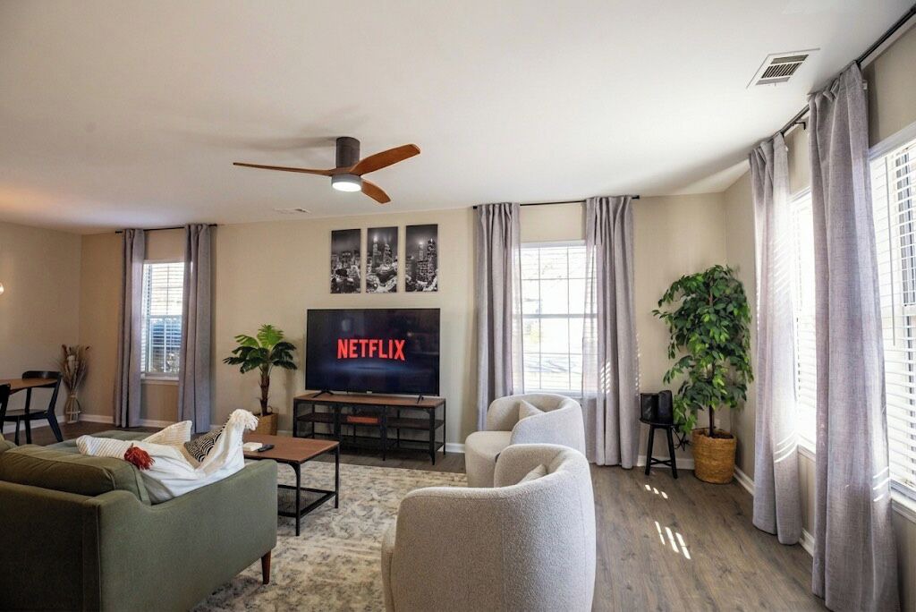Photo of Bedroom in Pineville