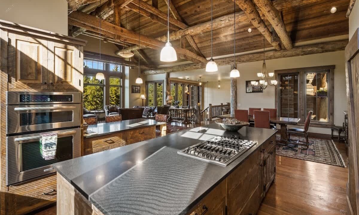 Photo of Kitchen in Gallatin Gateway