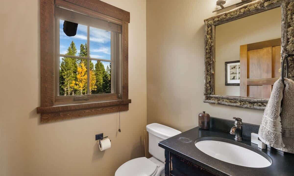 Photo of Bathroom in Gallatin Gateway