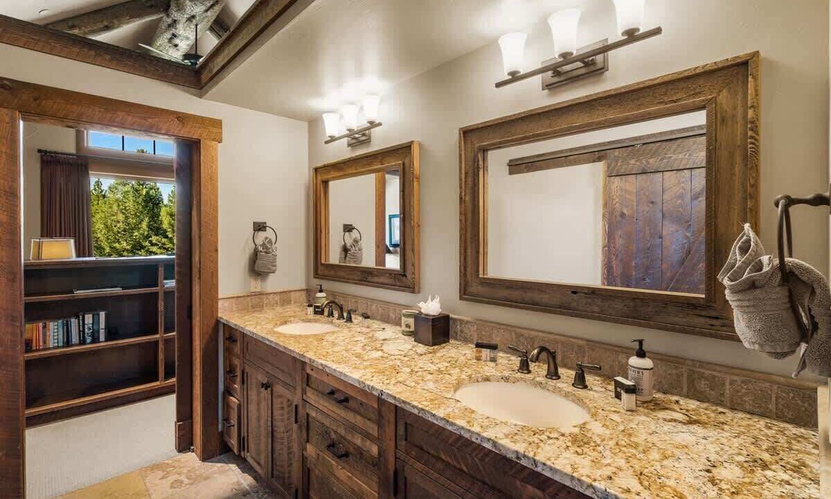 Photo of Bathroom in Gallatin Gateway