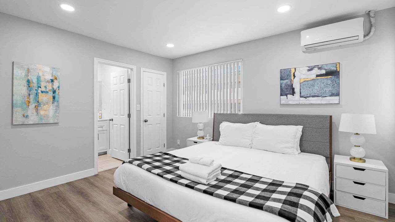 Photo of Bedroom in Altadena
