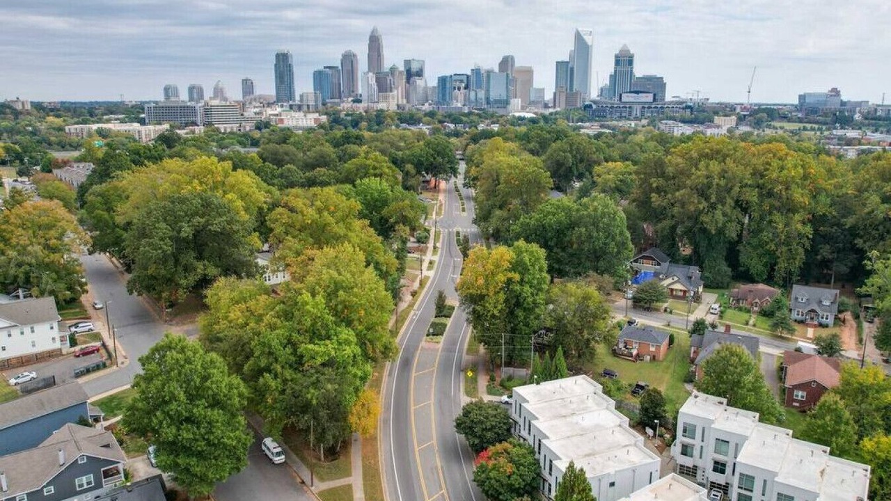 Photo of Outdoor in Wesley Heights