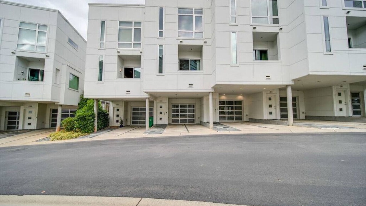 Photo of Outdoor in Wesley Heights