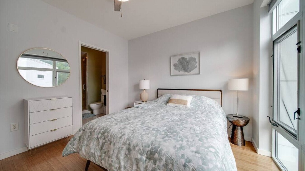 Photo of Bedroom in Wesley Heights