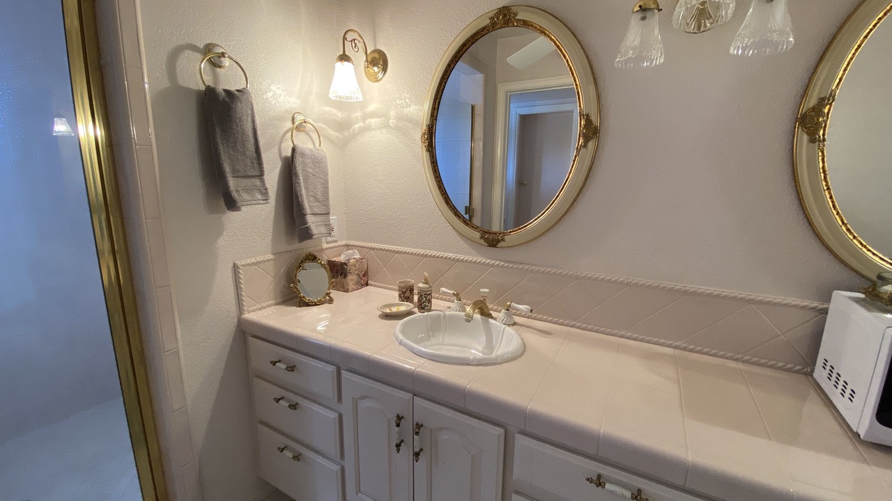 Photo of Bathroom in Del Cerro