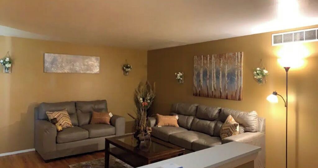 Photo of Livingroom in Trotwood