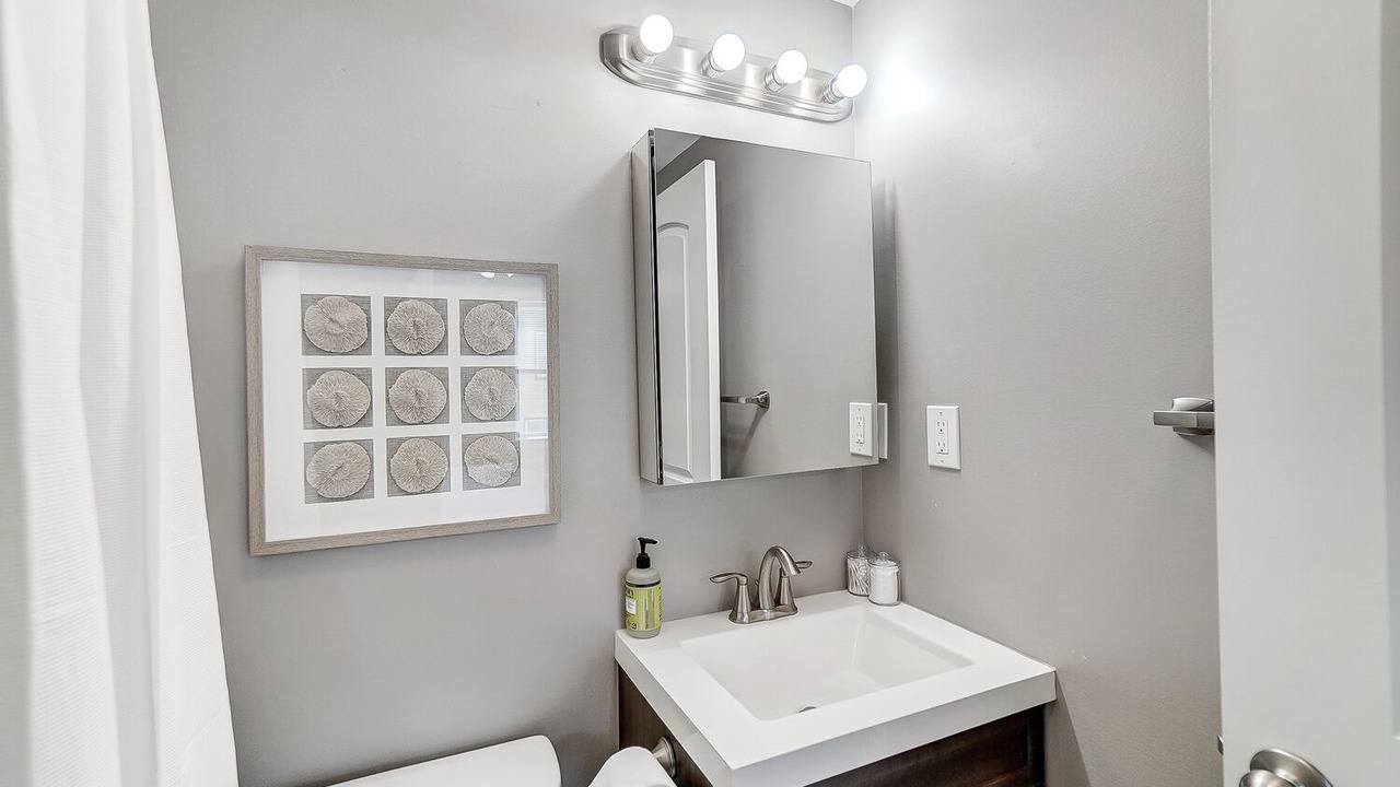Photo of Bathroom in Oakley