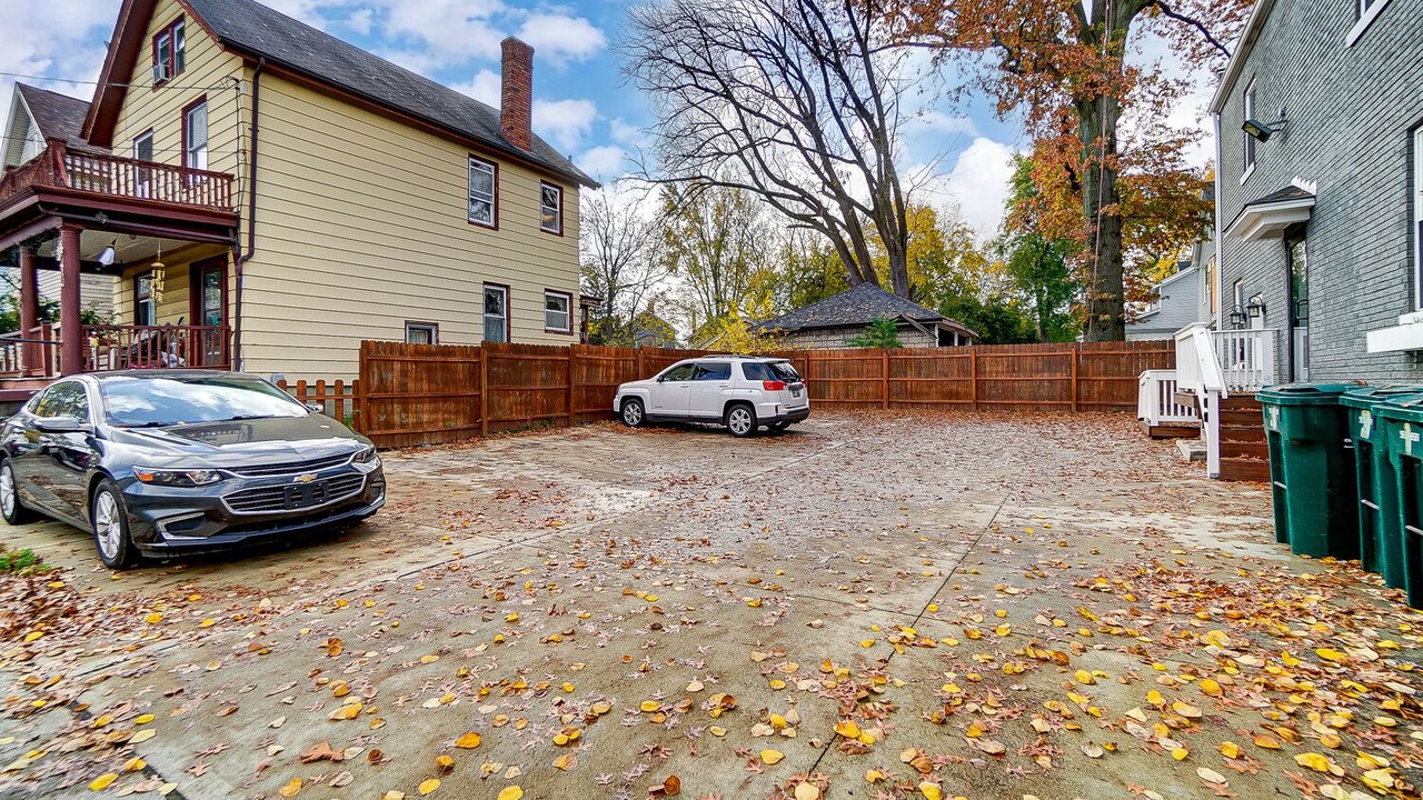 Photo of Outdoor in Oakley