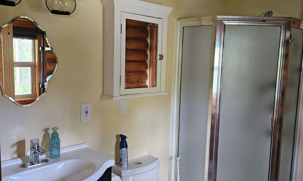 Photo of Bathroom in Mullan