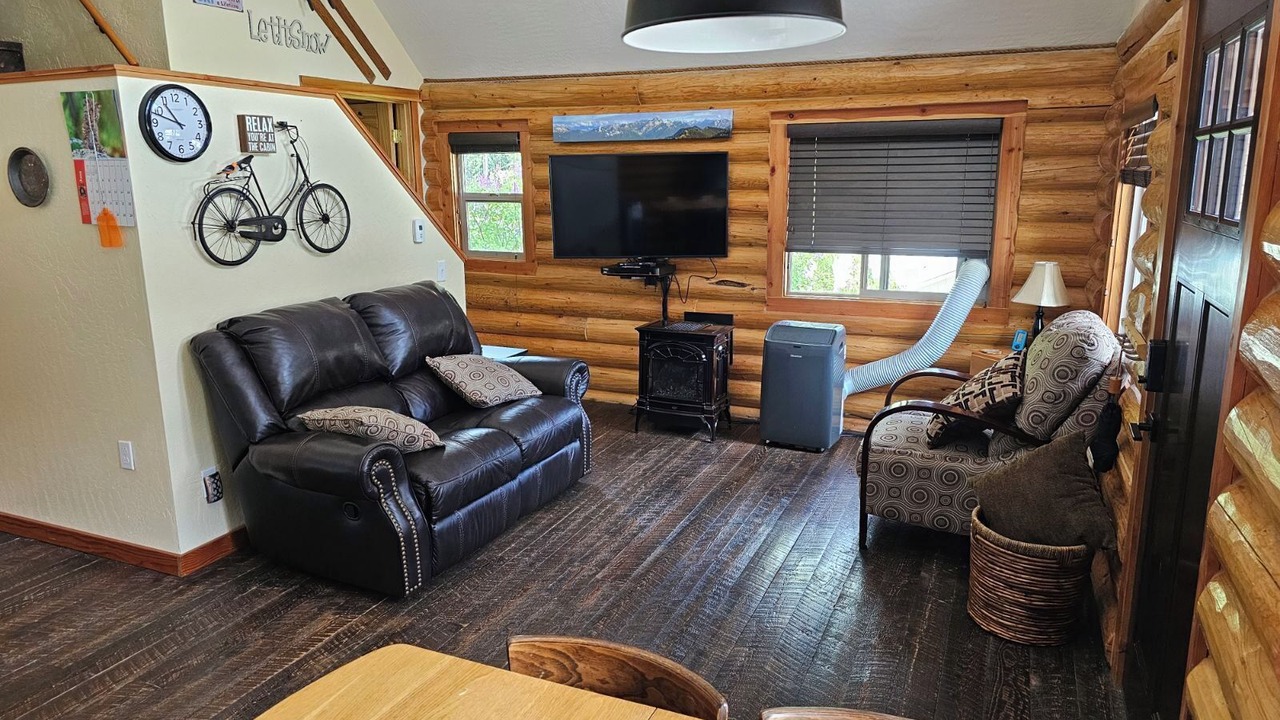 Photo of Livingroom in Mullan