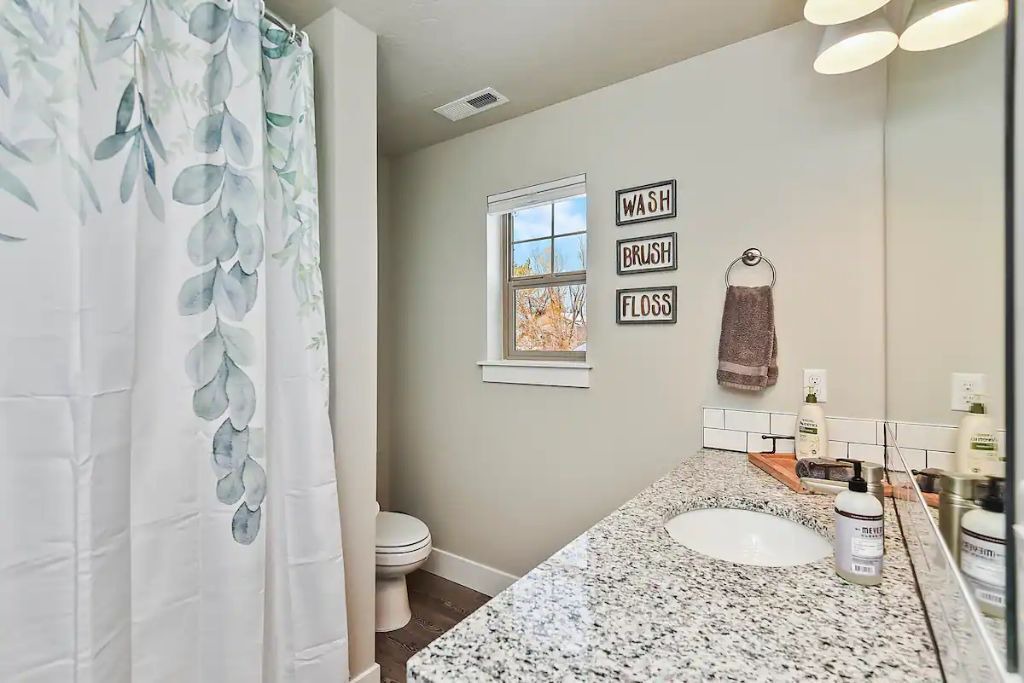 Photo of Bathroom in Tamarack Resort