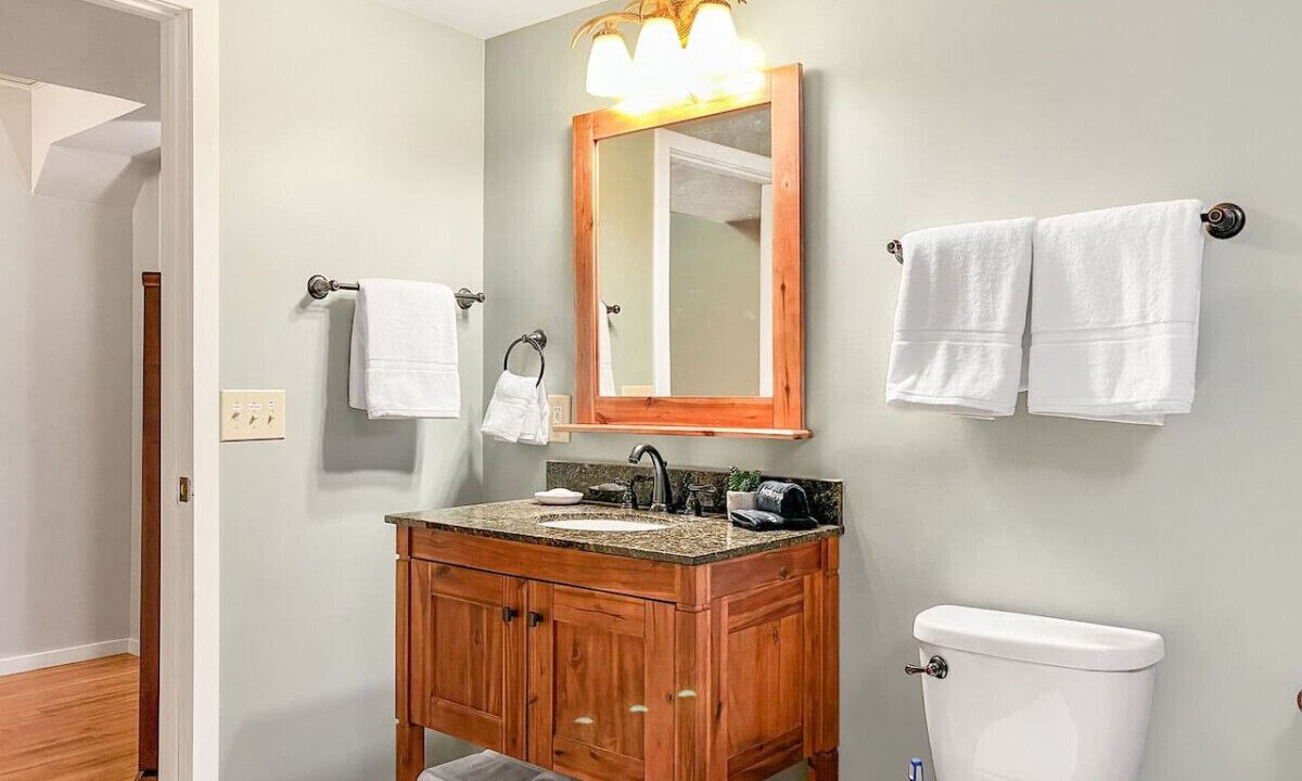 Photo of Bathroom in Jardine