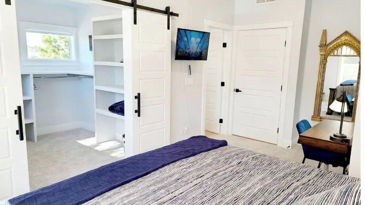 Photo of Bedroom in Veterans Park