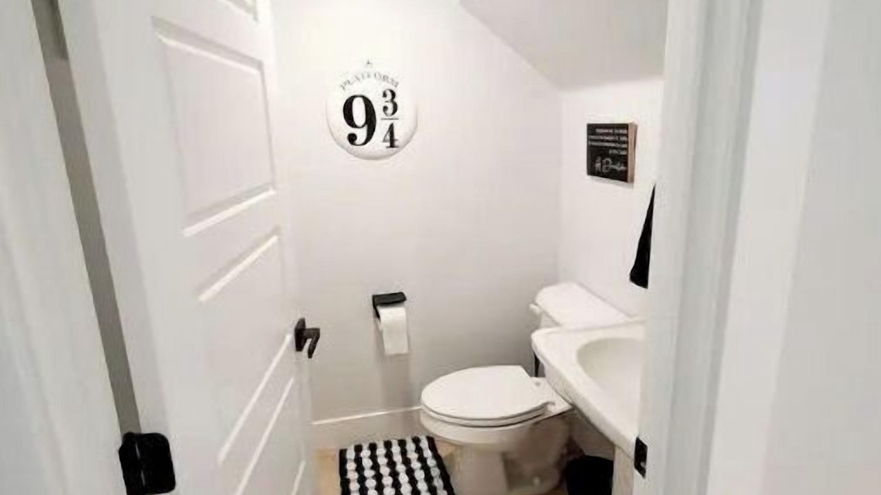 Photo of Bathroom in Veterans Park