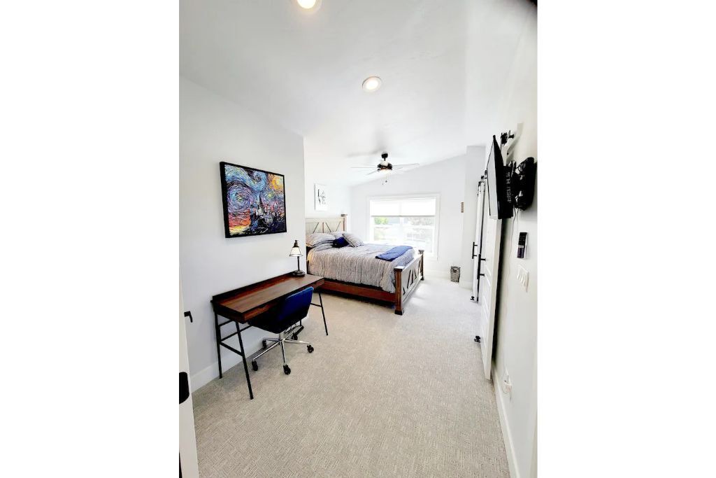 Photo of Bedroom in Veterans Park