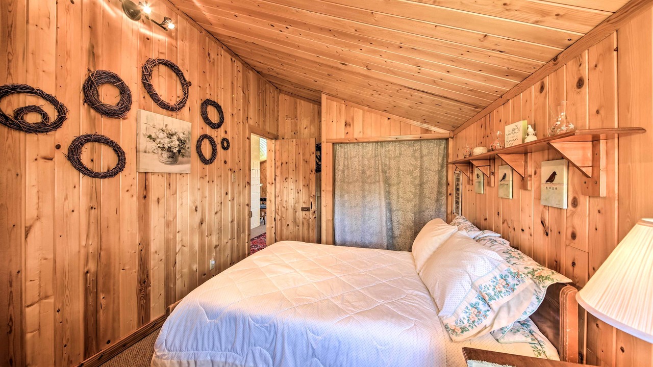 Photo of Bedroom in Priest River