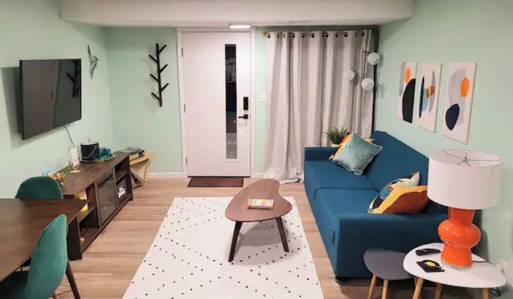 Photo of Livingroom in Edgewood
