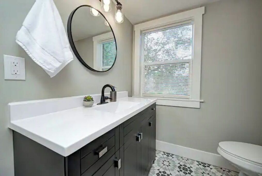 Photo of Bathroom in Fountain Square