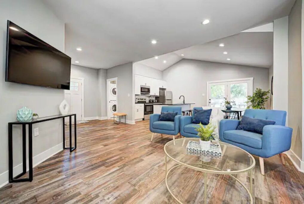 Photo of Livingroom in Fountain Square