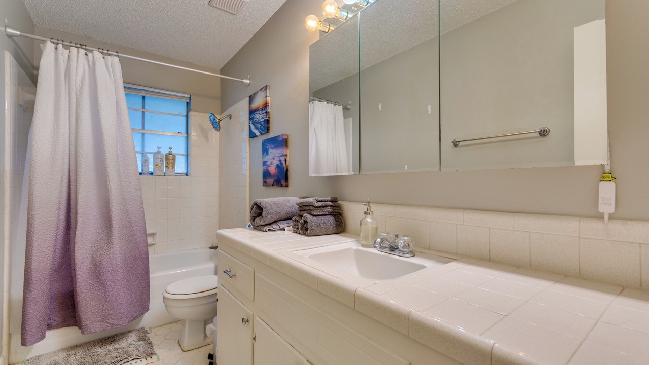 Photo of Bathroom in Reservoir