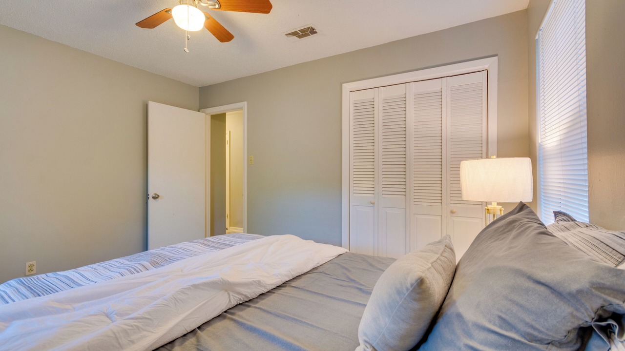 Photo of Bedroom in Reservoir