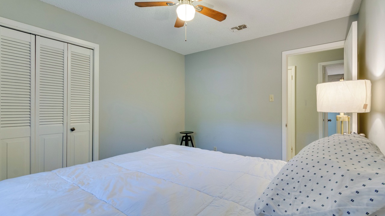 Photo of Bedroom in Reservoir