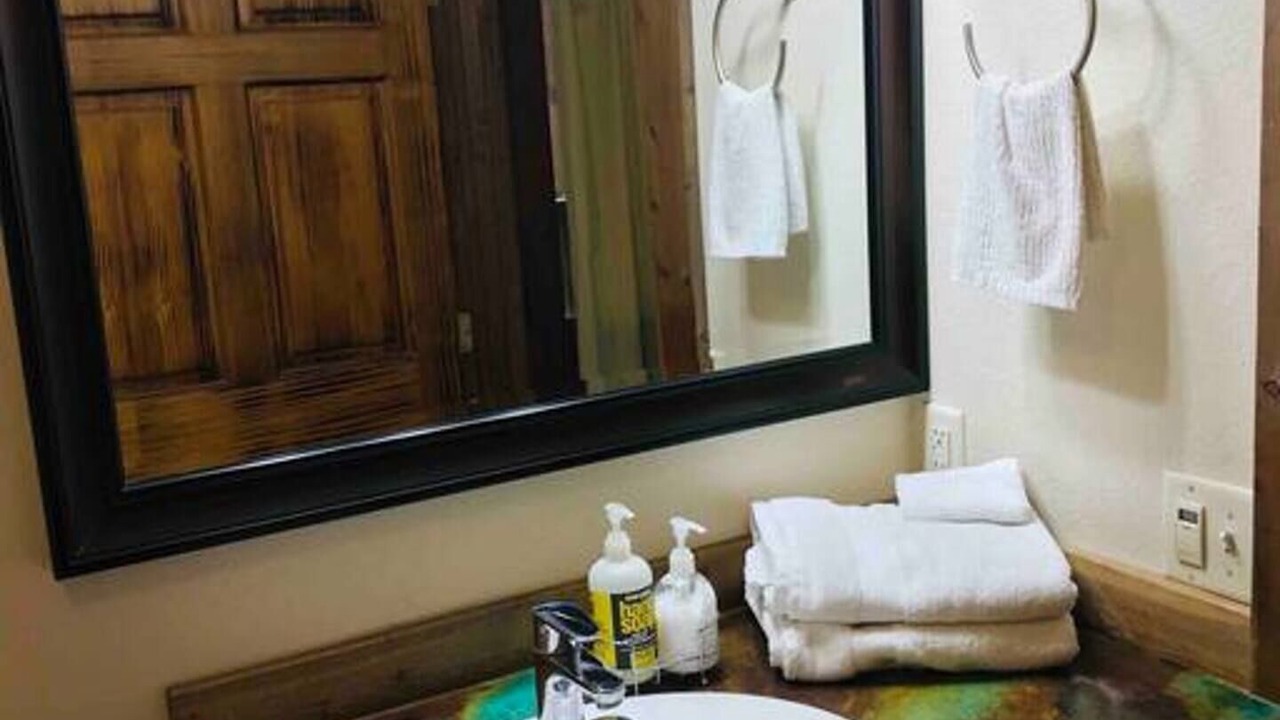 Photo of Bathroom in River Road