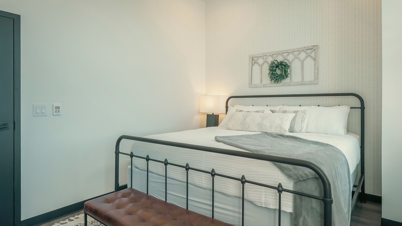 Photo of Bedroom in Logan