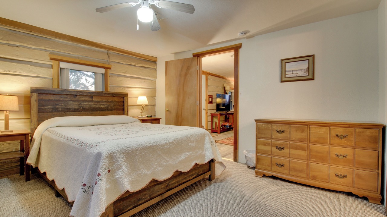 Photo of Bedroom in Augusta