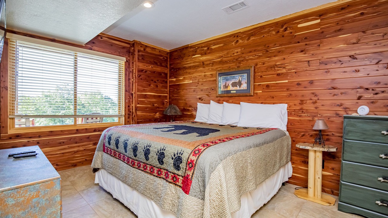 Photo of Bedroom in Compton