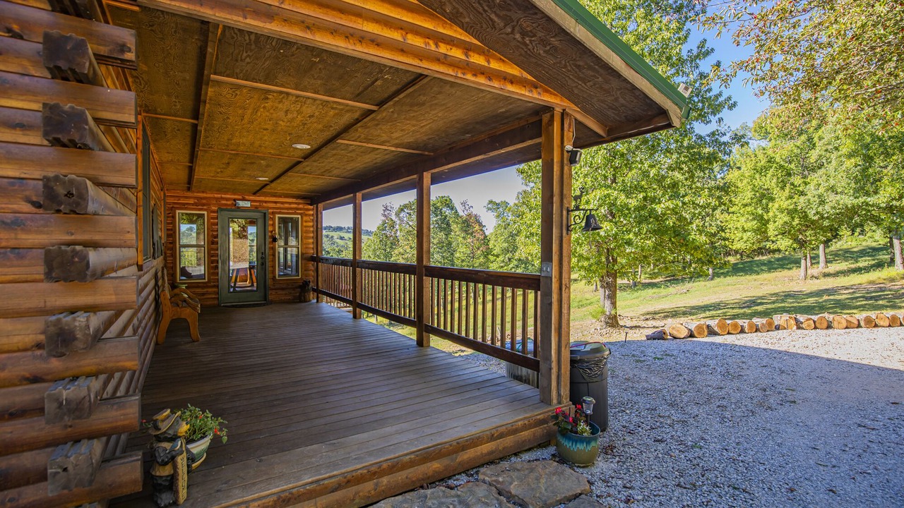 Photo of Patio Balcony in Compton