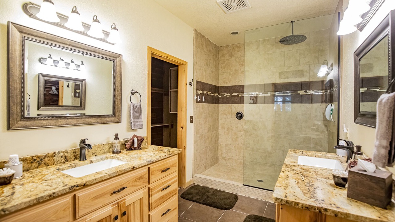 Photo of Bathroom in Compton