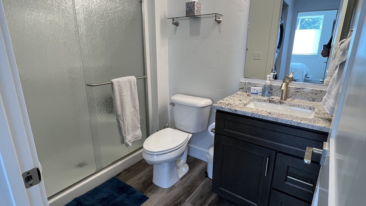 Photo of Bathroom in Franklin to the Fort