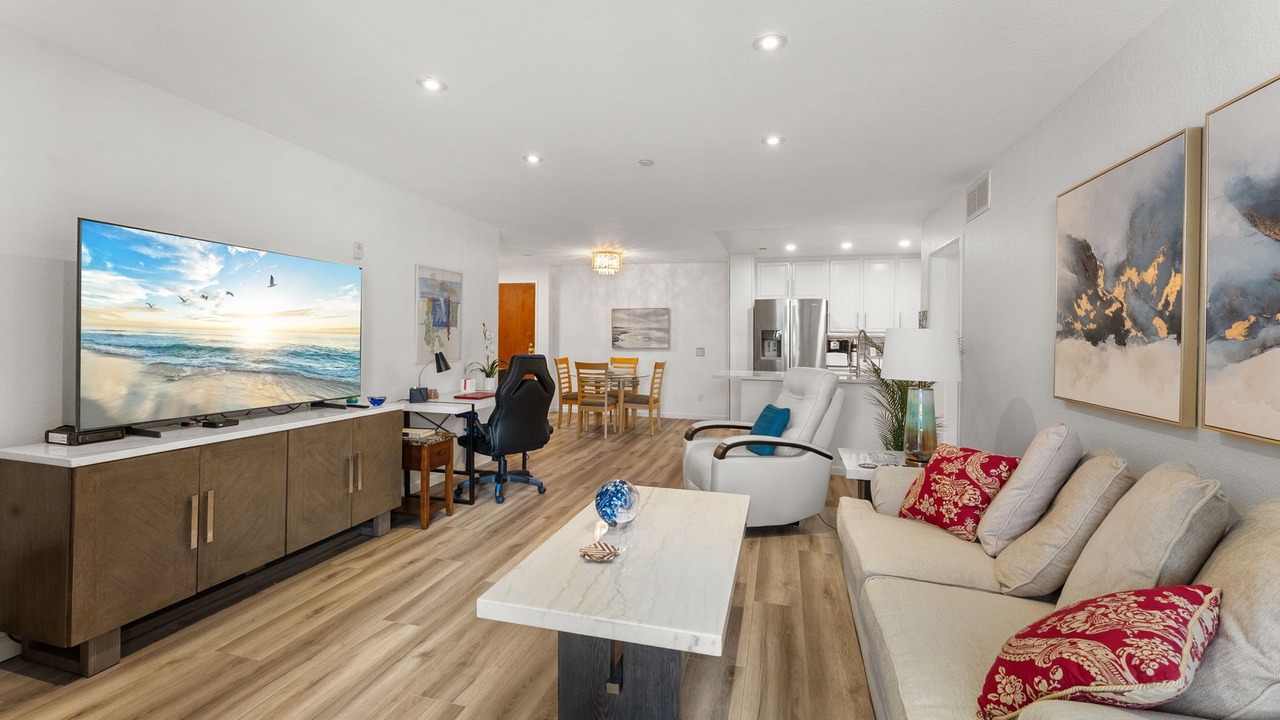 Photo of Livingroom in Downtown San Diego