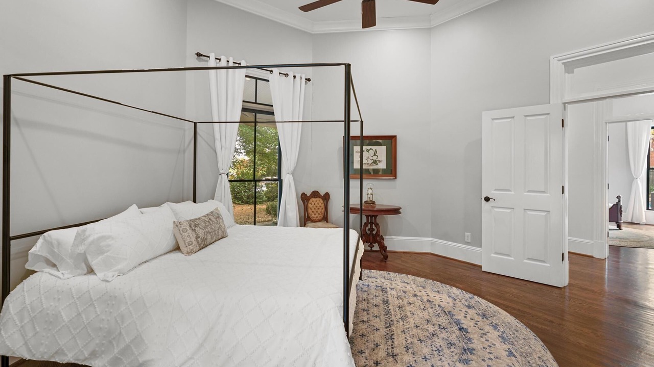 Photo of Bedroom in Stone Mountain Historic Village